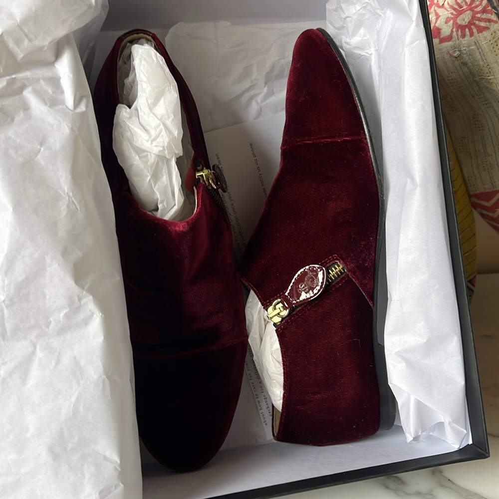 *Limited Edition* The Office of Angela Scott Bordeaux Velvet Boots. 38.5 EUC